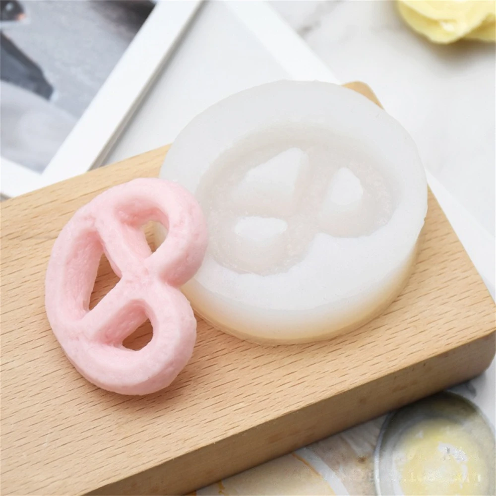 1/3PCS Sugar Paste Easy To Use Easy To Clean Functional Chocolate Molding Realistic Easy Baking Sugar Paste Molds