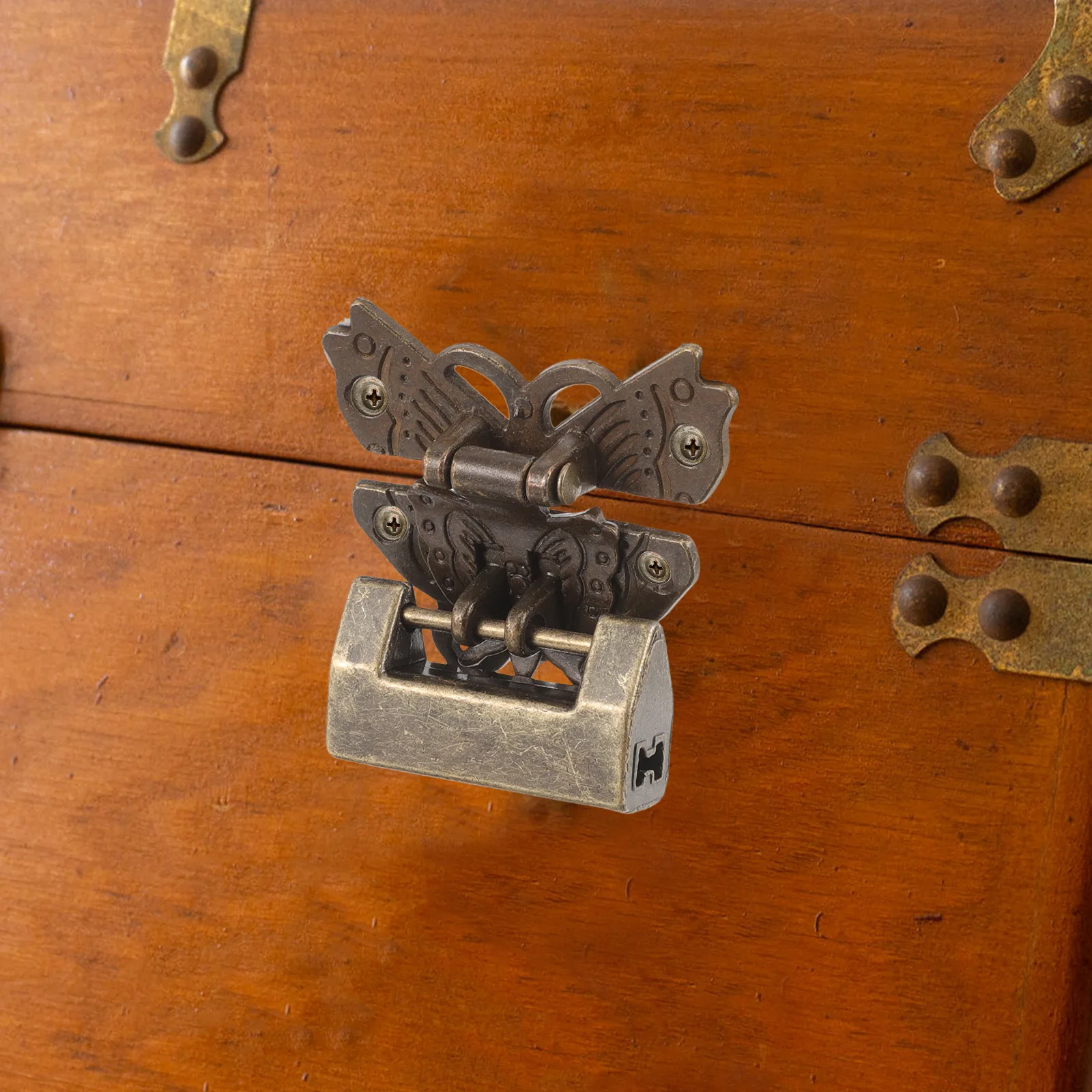 

Retro Padlock Latch Decorative Butterfly Lock Mini Alloy Locks for Jewelry Box Wooden Cases Tool Boxes Wine Boxes