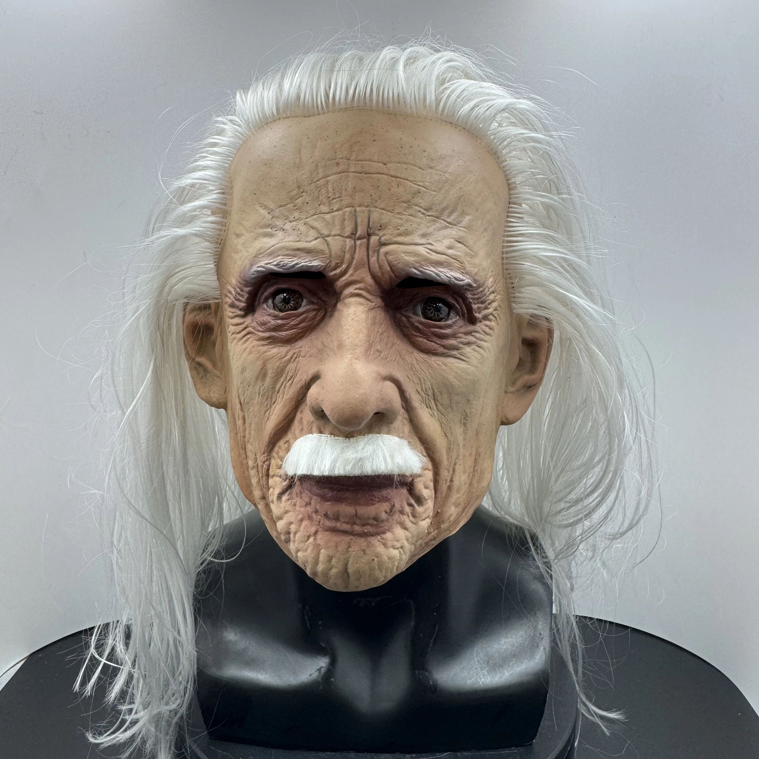 Realistische Albert-Einstein-inspirierte Maske mit langen weißen Haaren, Latex-Ganzkopfmaske für Halloween-Cosplay, wissenschaftliche Themenpartys – Detail 2