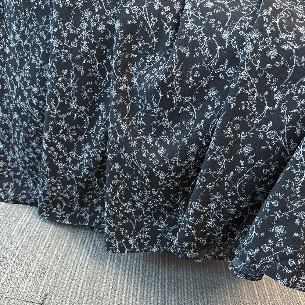 夏のレディースプラスサイズ半袖ワンピース ブラックプリントシフォンロングワンピース 2025新作 レディース服 デートワンピース 大きいサイズ