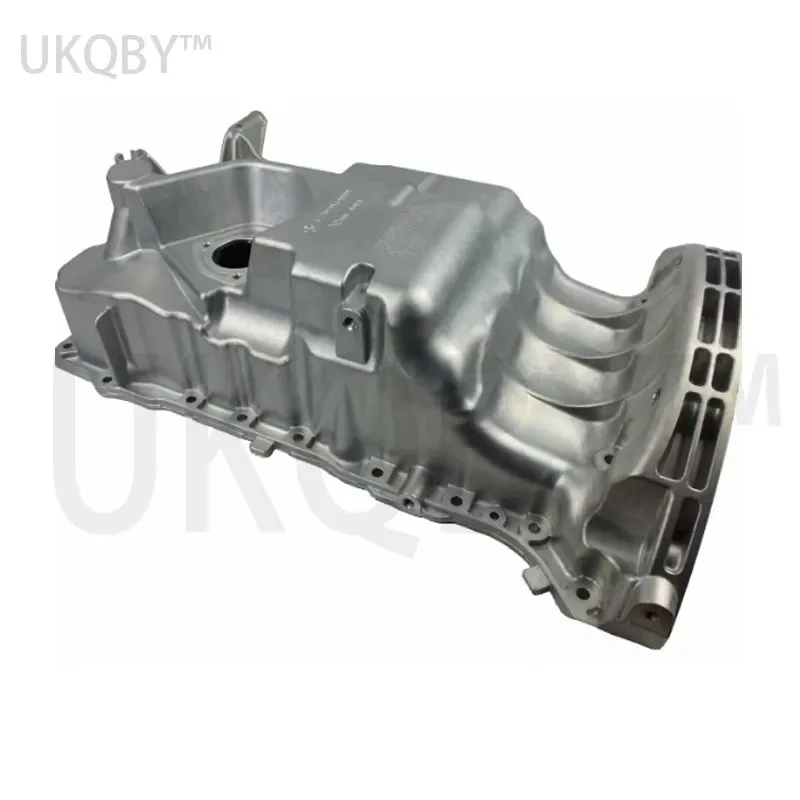 

A2700107600 Oil pan Me rc ed es Be nz F117 F246 GLA 180 200 180