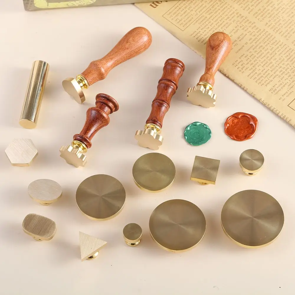 

Christmas Card Printing Love Heart Seals Stamps Scrapbooking Round Merry Christmas Paint Seal Wax Copper Head Wax Sealing Stamp