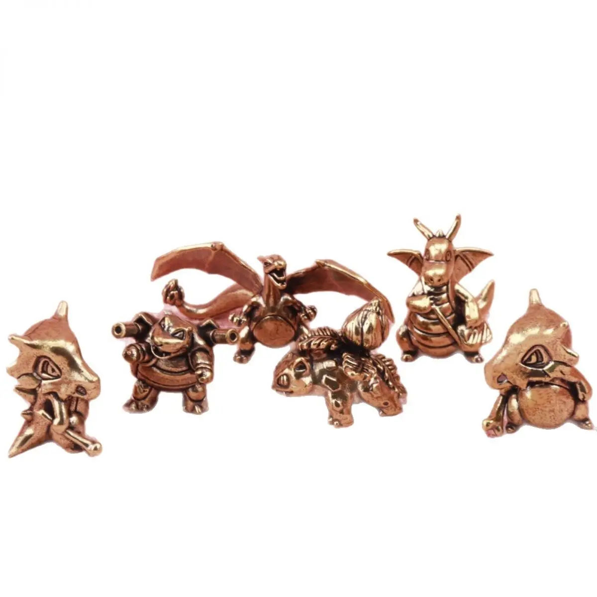 

Pokémon anime small figurine, brass creative decoration, Charizard ornament, car accessory, collectible merchandise