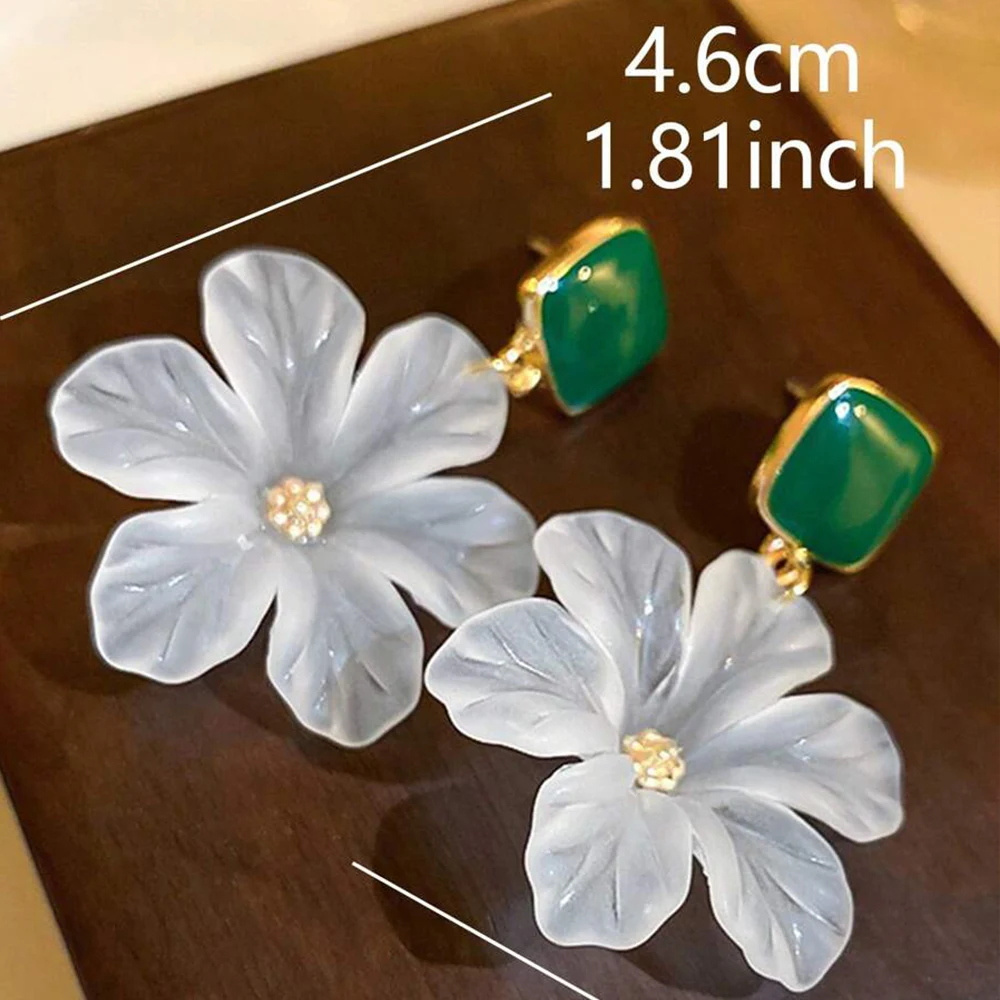 White Flower Charm Square Metal Green Epoxy Drop Earrings For Women Bohemia Romantic Camellia Flower Dangle Earrings Luxury image 3