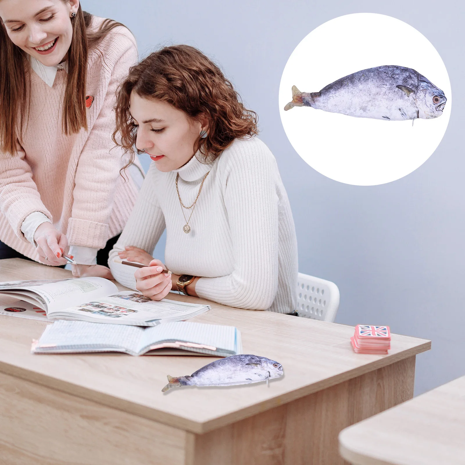 

Fish Shaped Pen Bag Simulation Novelty Waterproof Zipper Pencil Case Large Capacity Makeup Organizer Cartoon Pouch