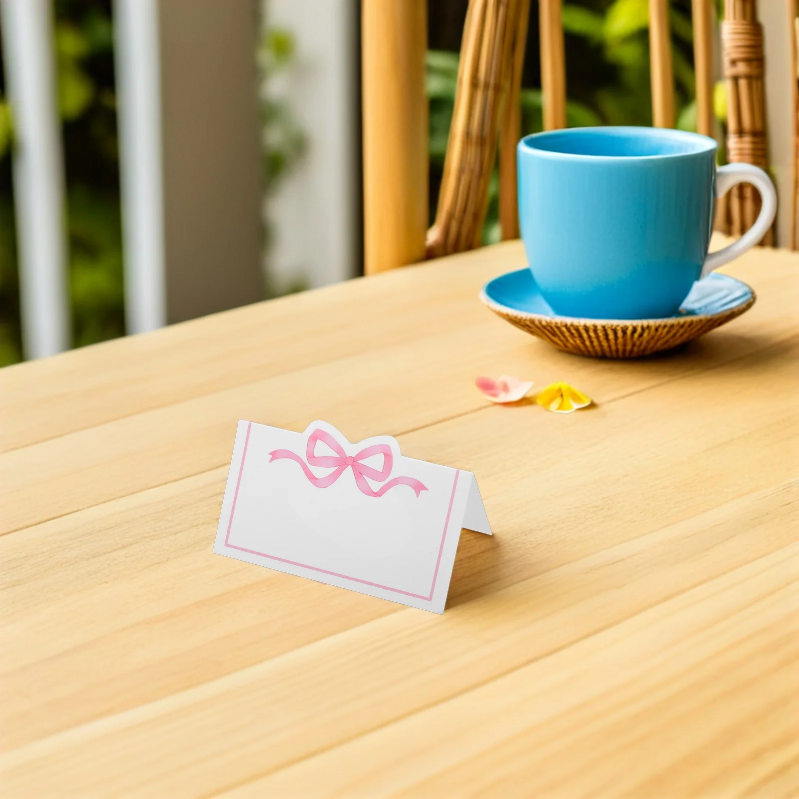 

100Pcs Wedding Place Cards Pink Bow Knot Scalloped Tent Name Cards Blank Seat Assignment Labels Birthday Party Reception Table