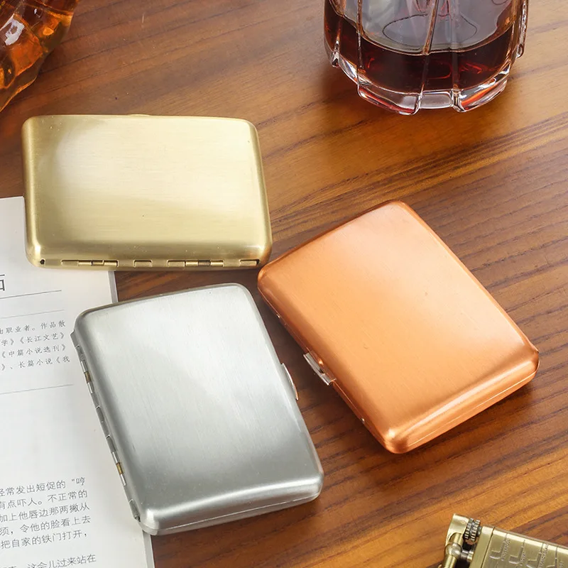 علبة سجائر من الفولاذ المقاوم للصدأ 5 ألوان مقاومة للرطوبة الكل في واحد تخزين محمول لـ 16 سجائر سميكة