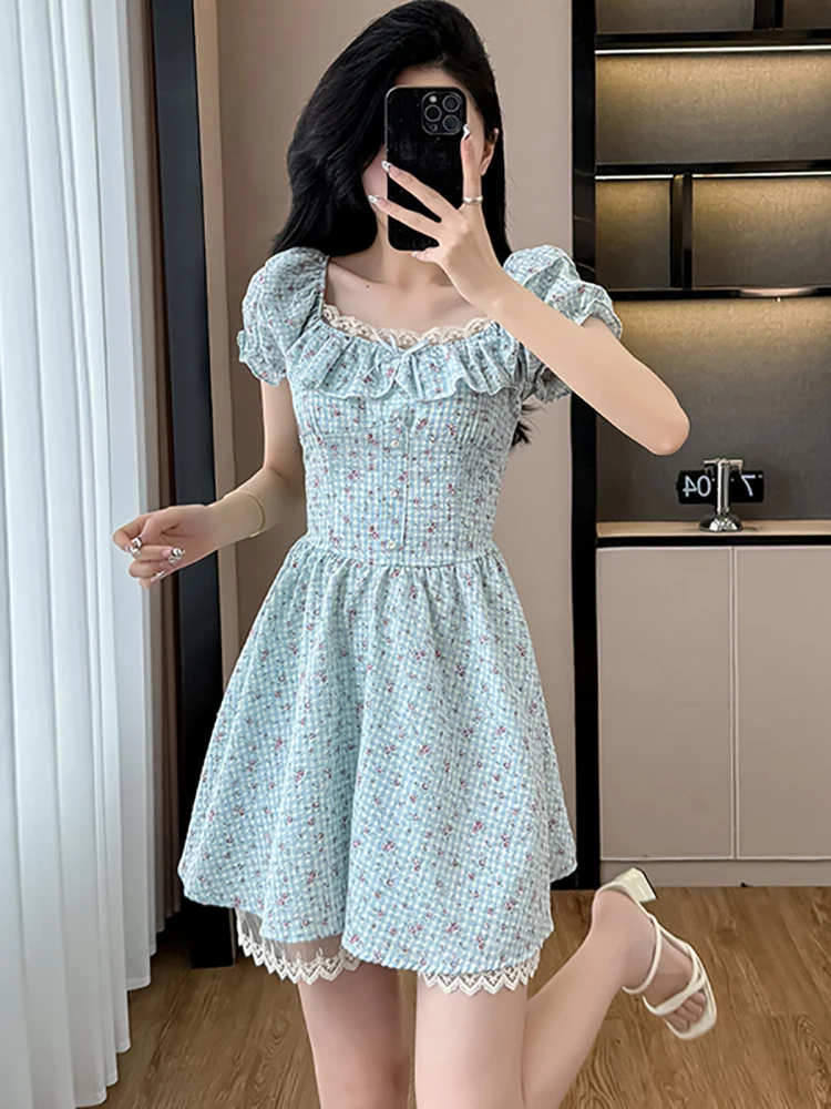Kobiety w kratę Kwiatowy bufiasty rękaw Kwadratowy kołnierzyk Mini sukienka Letnia elegancka koronkowa sukienka z falbankami 2025 Koreańska sukienka imprezowa Bodycon