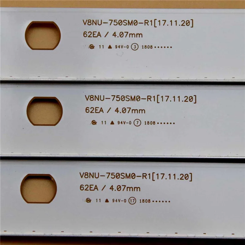 3 pezzi TV LED bande barra V8NU-750SM0-R1 striscia di retroilluminazione L1_NU8_G5_CEM_S31(2)_R1.0_RBT_40706 LM41-00586(5)A BN96-46025A 46025B nastri