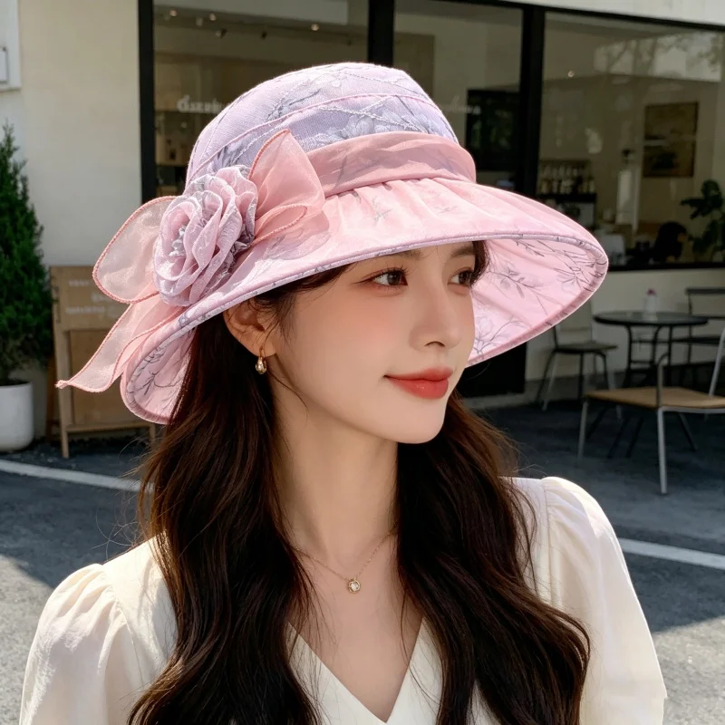 Summer Women's Wide-Brimmed Sun Protection Hat, Comfortable to Wear in Summer Without Causing Sweat, Lightweight and Breathable, Elegant Mesh Flowers Embellishment, Suitable for Daily Commuting, Beach Vacations, Outings, and Shopping