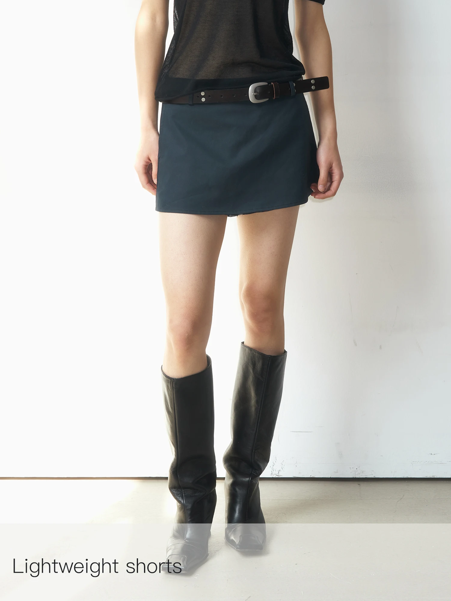 

Удобная дышащая юбка-миди А-силуэта из медно-аммиачной смеси, легкая, с охлаждающим эффектом