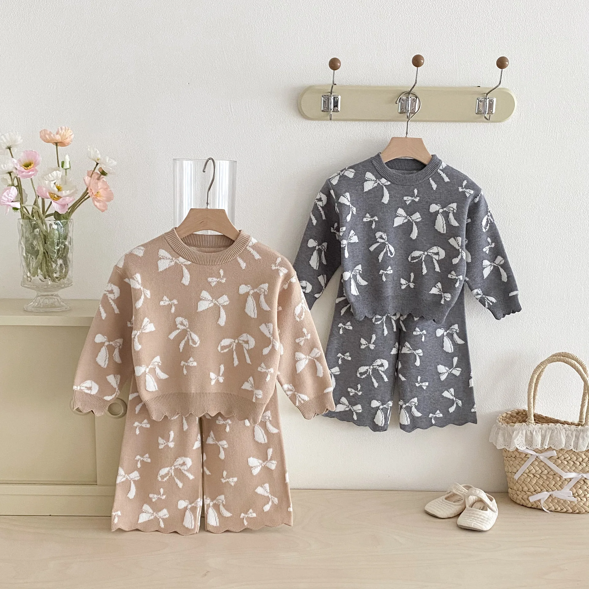 

2025 Autumn New Baby Sweater Set Kids Girls Knit Tops + Pants 2pcs Suit Infant Long Sleeve Bow Print Sweater Children Clothes