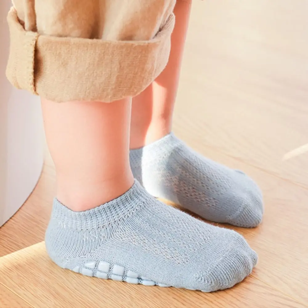 Kaus Kaki Anak-anak Jaring Bersirkulasi Kaus Kaki Lantai Tipis Tabung Pendek Kaus Kaki Perahu Bayi Anti Selip Mulut Longgar Musim Panas