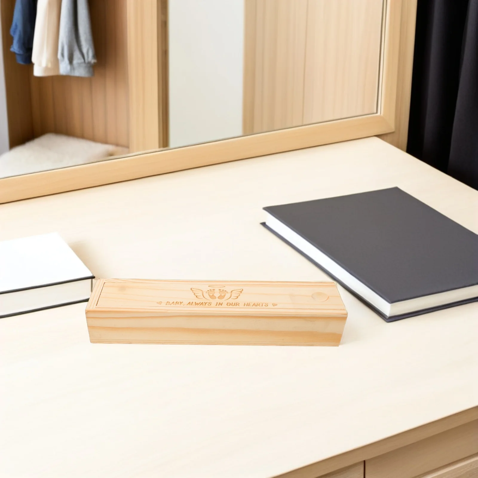 

Keepsake Box for Pregnancy Tests Featuring Compact Size Easy to Store Perfect for Recording Early Motherhood Memories