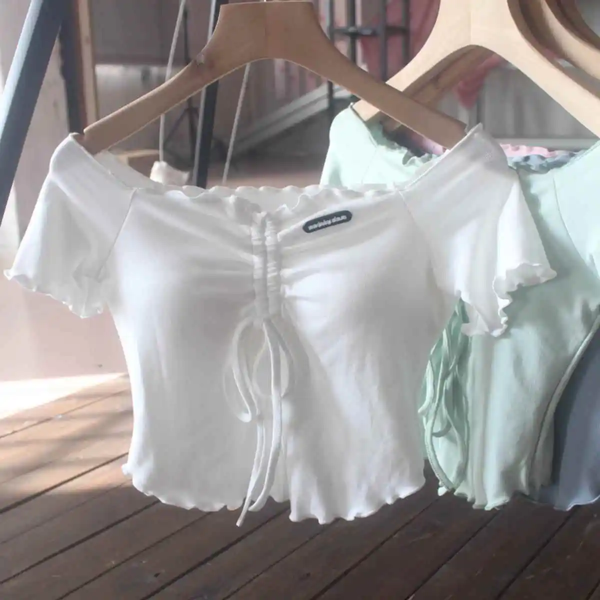 Ele Unique oulder Bared T irt T da donna Faionable Beautiful Summer High ade ort Sve Dstring T-shirt in fibra mista