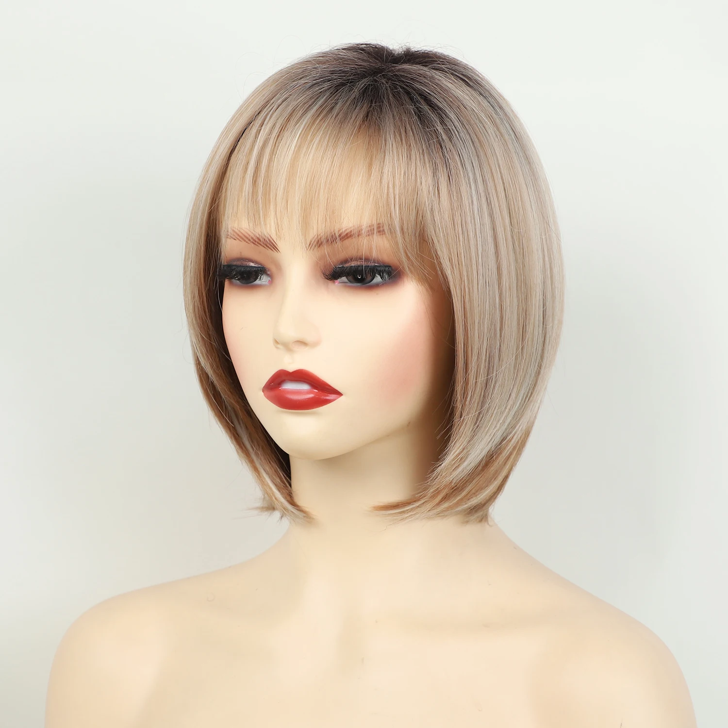 Women\'s Fashion Bob Hair Short Blonde Bob Wigs with Bangs Black Roots Straight Synthetic Ombre Hair Party Wig for Mommy