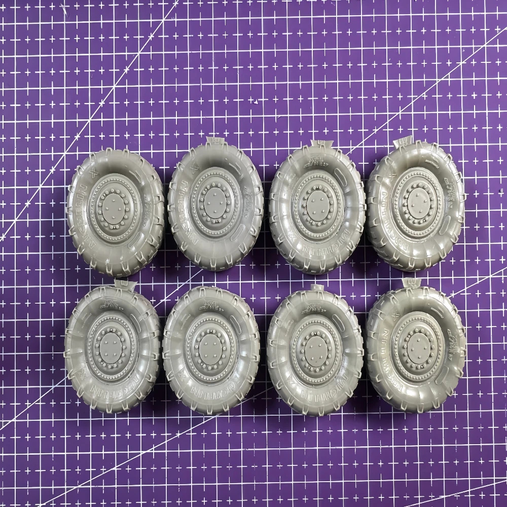 

1/35 Casting Resin Model Assembly Kit, GK， Resin Tire Modification, Unpainted