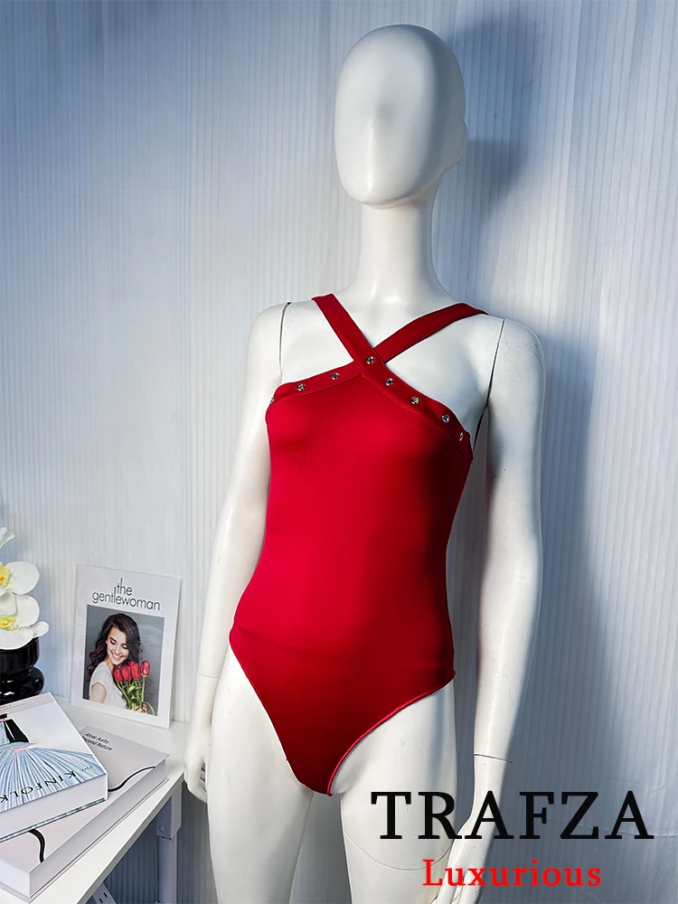 TRAFZA-body Vintage Sexy para mujer, monos cortos ajustados sin mangas de color rojo liso, monos femeninos de tubo para primavera y verano 2025