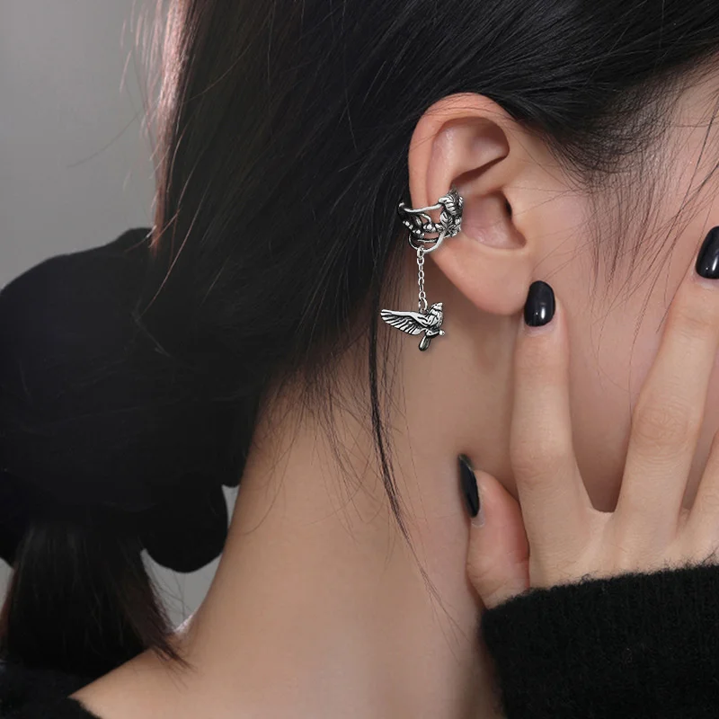 1PCS Retro Bird Clip Earrings Cute Animal Trend Ear Bone Clip Without Piercing Ladies Fashion Jewely e1404