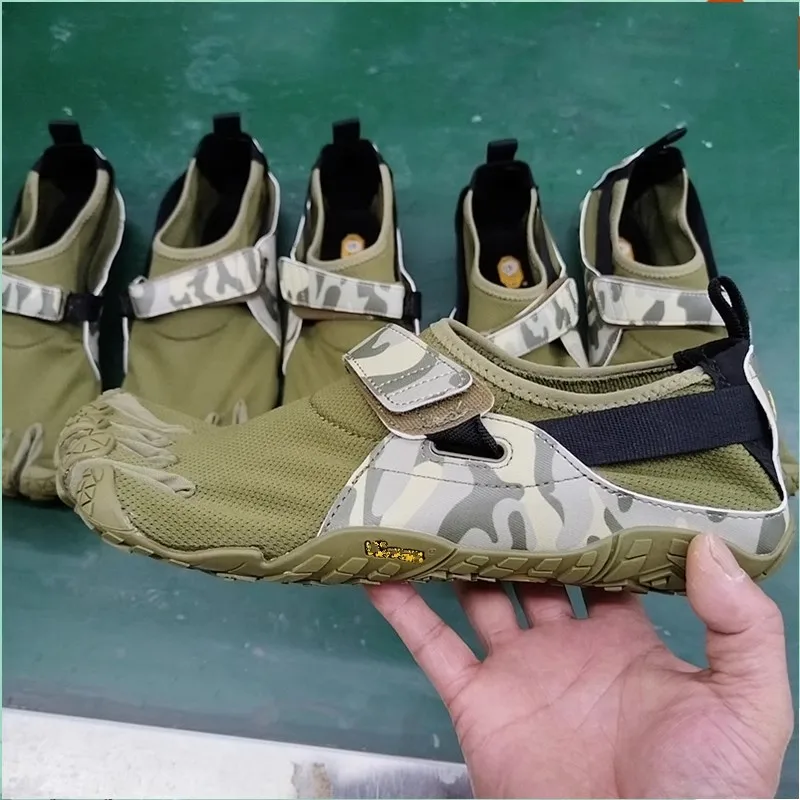 Classic Brand Design Five Toe Yoga Fitness Shoes Non-Slip Soft Sole Walking Shoes Professional Unisex Light Weight Lifting Shoes