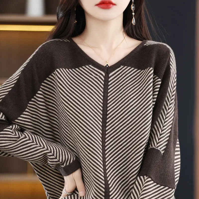 Striped Sweater Women\'s V-neck Autumn Winter New Spliced Batwing Sleeve Fashion Minimalist Casual Loose Knit Long Sleeved Top