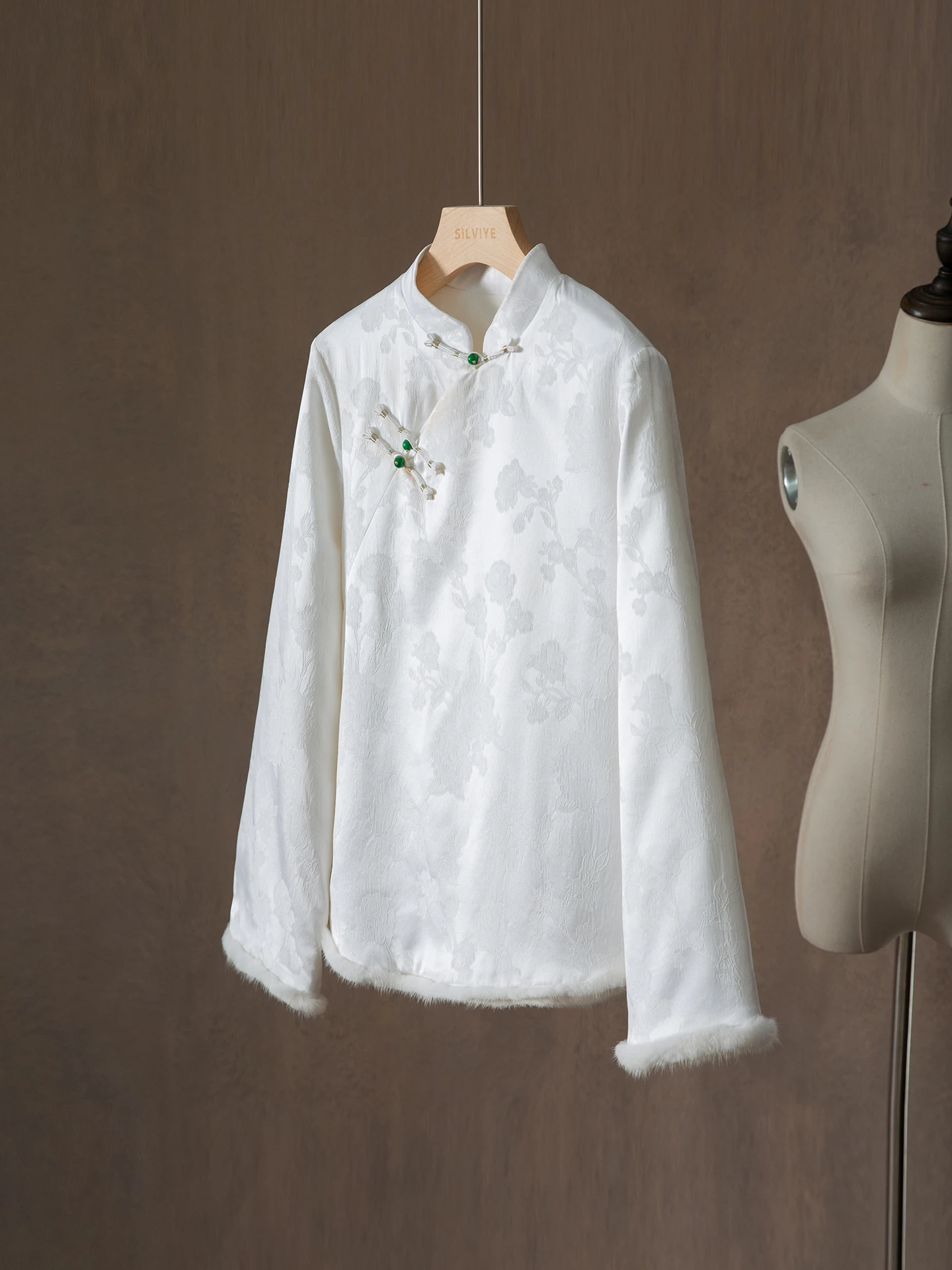 

Thiened Wool Silk Filled Top Warm Traditional Chinese Sle Long Sve Women's Faionable Stand Collar Garment THQUE Brand