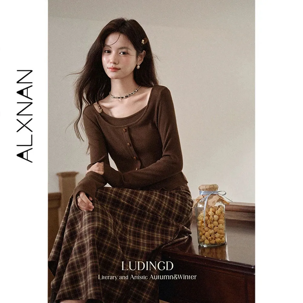 ALXNAN Plus Size Knit Pullovers Women 2026 Fall Brown Fake Two-piece Chic Beaded T-shirt Elegant Slim-fit Tops Female D12728