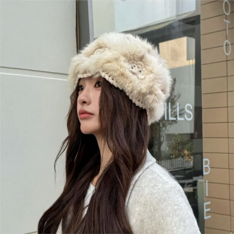 A woolen hat for women in autumn and winter versatile knitted fur warm flower-patterned fleece headscarf
