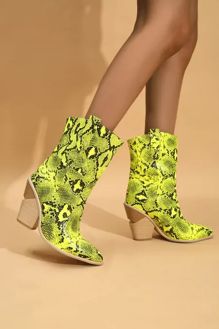 Green Faux Leather Cowboy Ankle Boots for Women Wedge High Heel Boots Chunky Snake Print Western Cowgirl Boots 2024