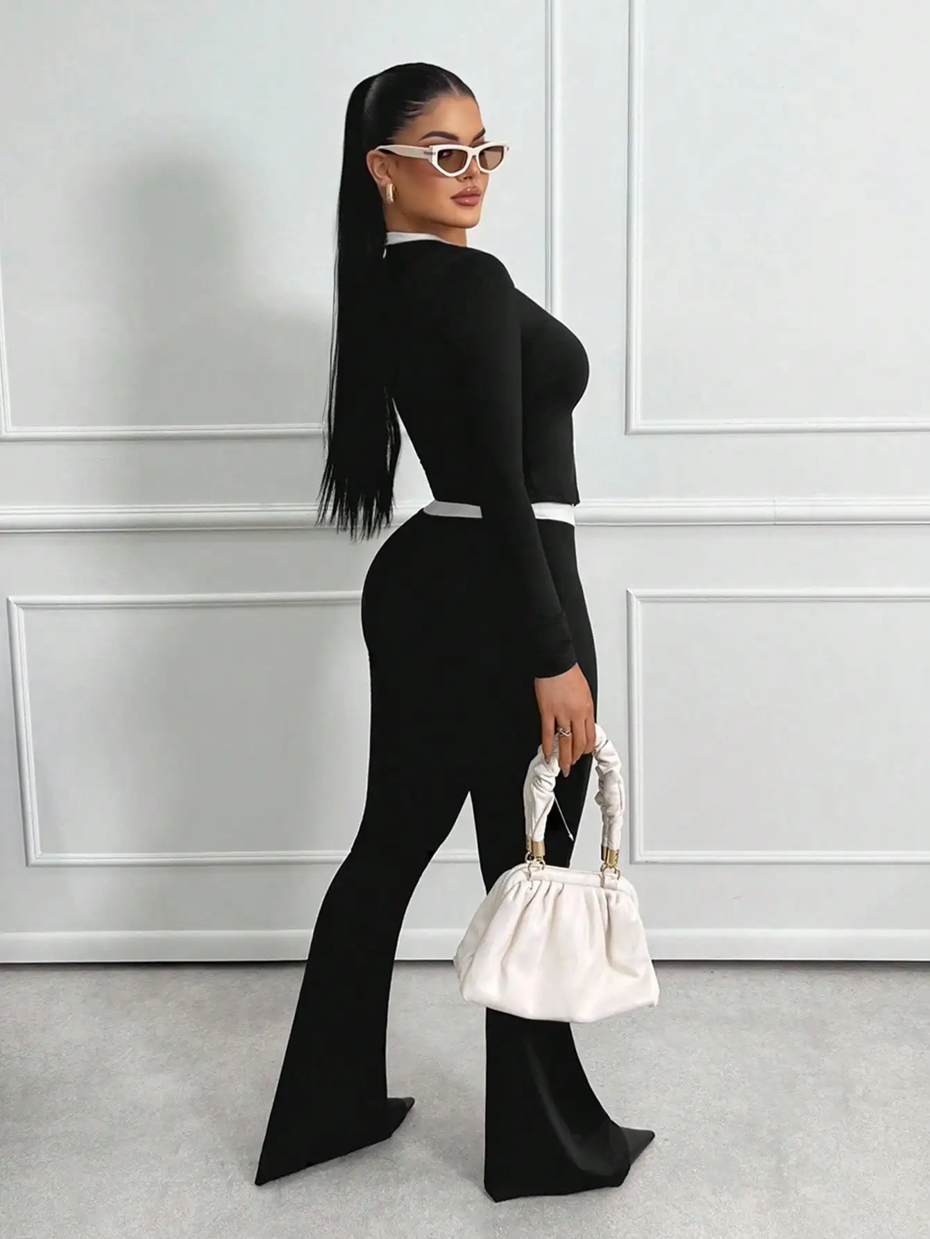 レディース2ピースセット 長袖ボタンフロントカーディガン＆ハイウエストフレアパンツ ブラックホワイトコントラスト