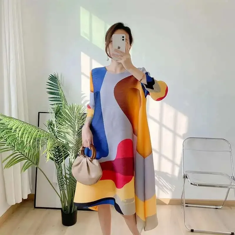 Miyake Plissiertes Bedrucktes Kleid 2026 Neue Frühjahrs-Mode Elegantes A-Linien Swing-Kleid Elegante Damenkleidung Hochwertig