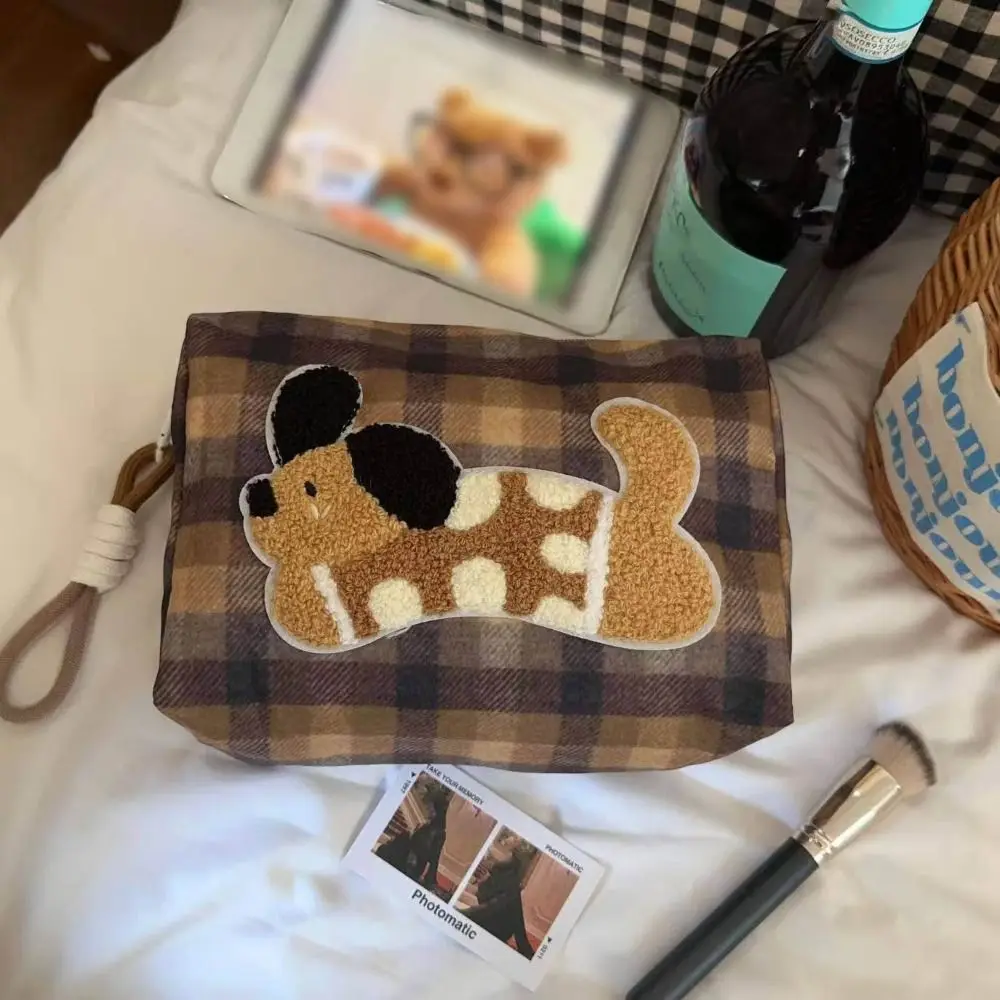 حقيبة مستحضرات التجميل المحمولة ذات سعة كبيرة المطرزة حقائب القرطاسية المحمولة سستة البولكا نقطة الكلب حقيبة مستحضرات التجميل السفر النساء