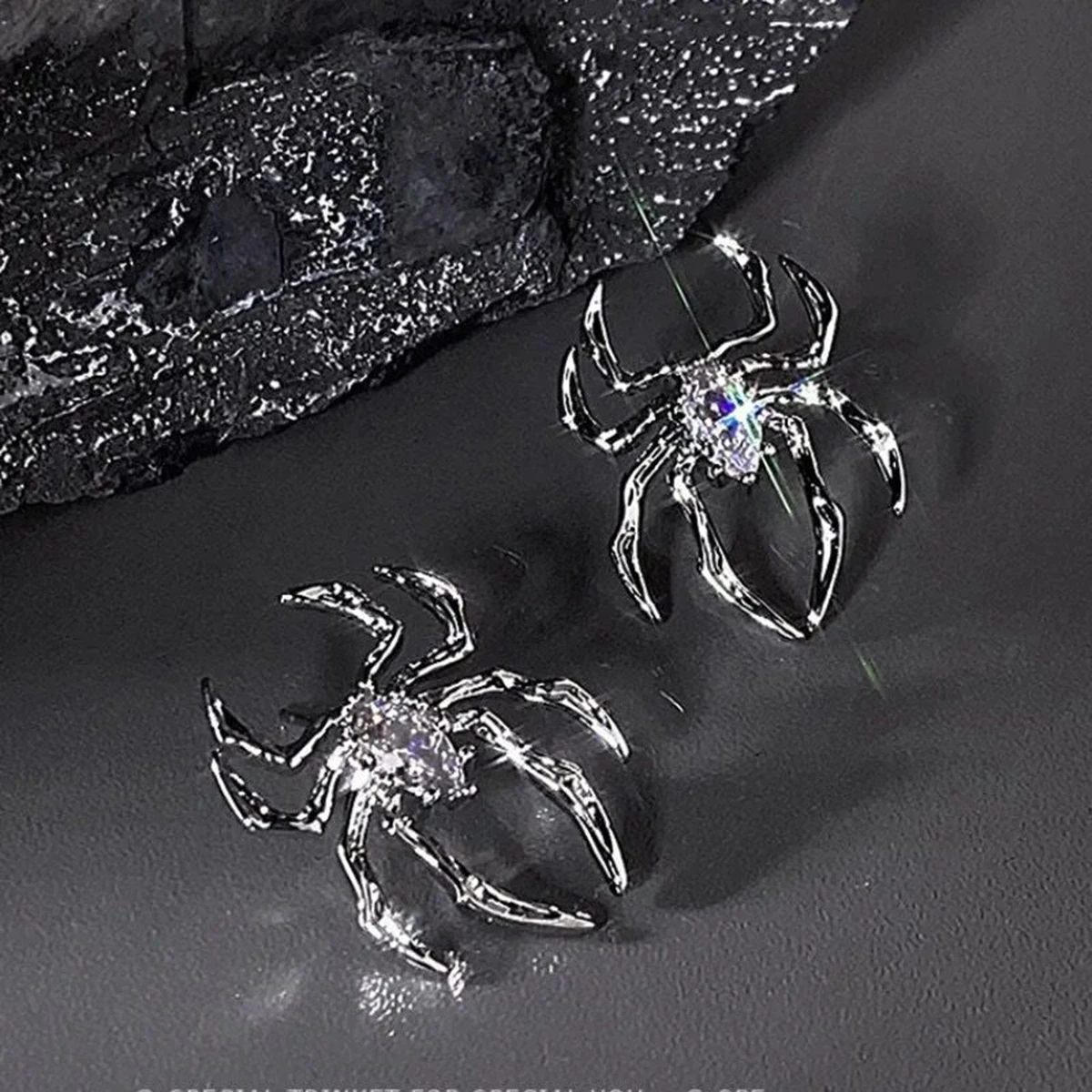 Y2K Style Spider Zircon Earrings Silver Gothic Stud Earrings for Women Halloween Cosplay Jewelry view 4