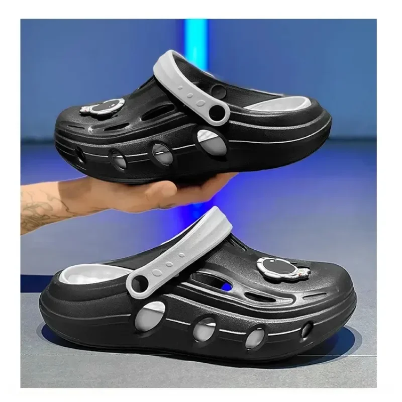 2025 Pantofole da esterno antiscivolo con fondo spesso estivo da uomo Sandali con fondo morbido casual Scarpe slip-on in EVA con tacco piatto traspirante