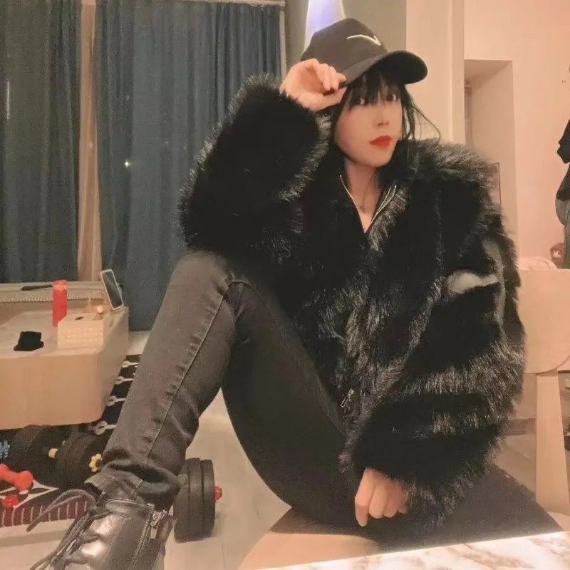 Harajuku Black Crop Coats Wome Winter Clothing Cross Sticker Furry Thicked Zipper Tops Ropa Mujer Fashion Warm Korean Jackets