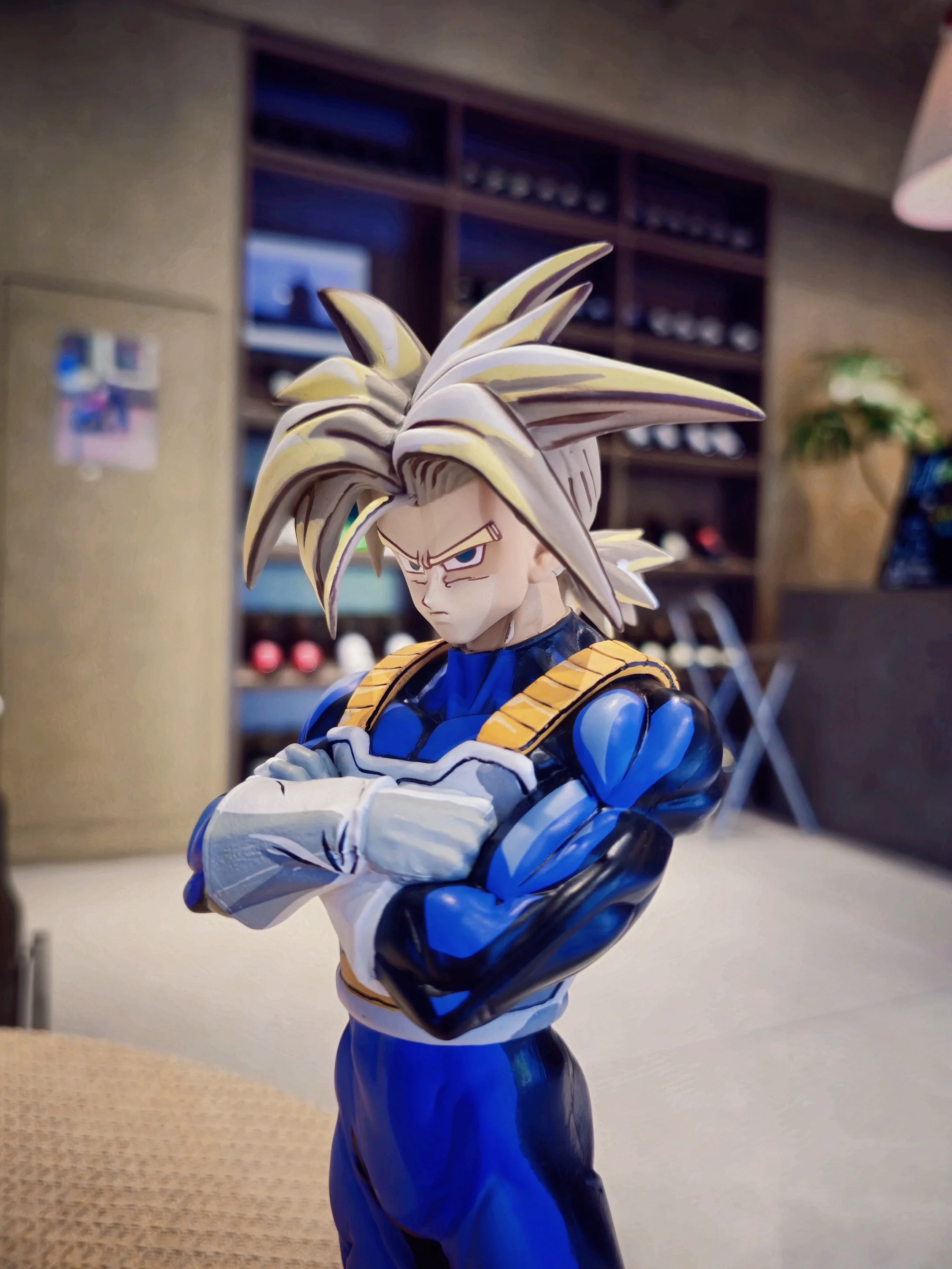 Nuovo Dragon Ball Z Future Trunks Ssj Anime Figure Lk Modello in piedi Statua da collezione Ornamento Action Figures Doll Boy Toy Gift