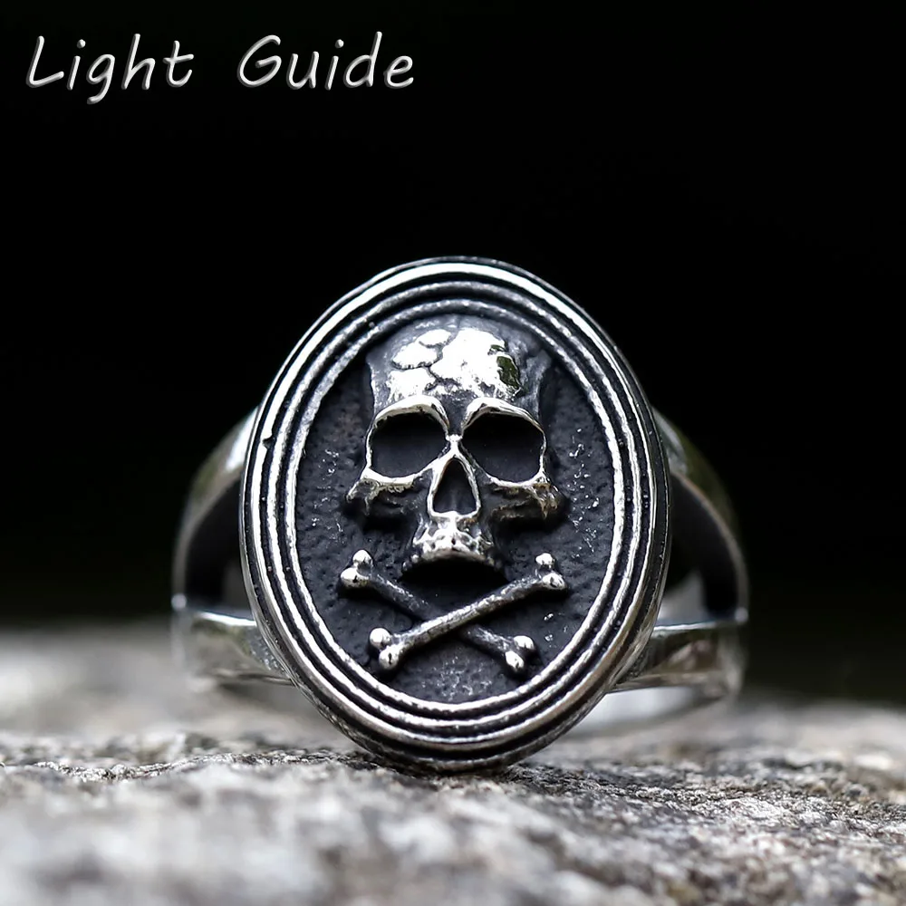 2022 NEW Men\'s 316L stainless steel rings Vintage High Polished Vampire Skull Biker Rocker Ring Boy Heavy Metal Gothic  jewelry