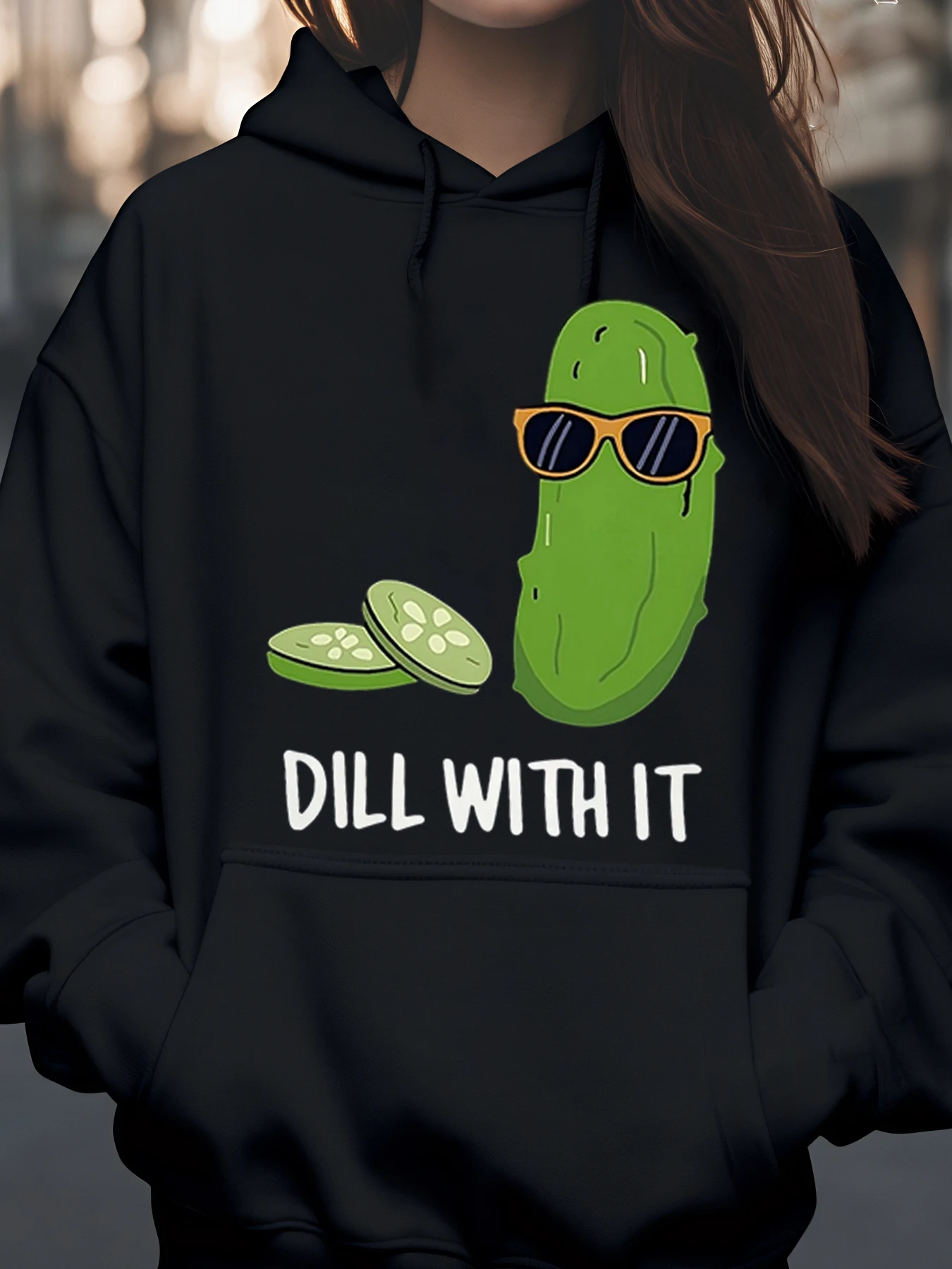 المخلل مع النظارات الشمسية الشبت معها طباعة هوديي ملابس الهالوين عارضة للنساء