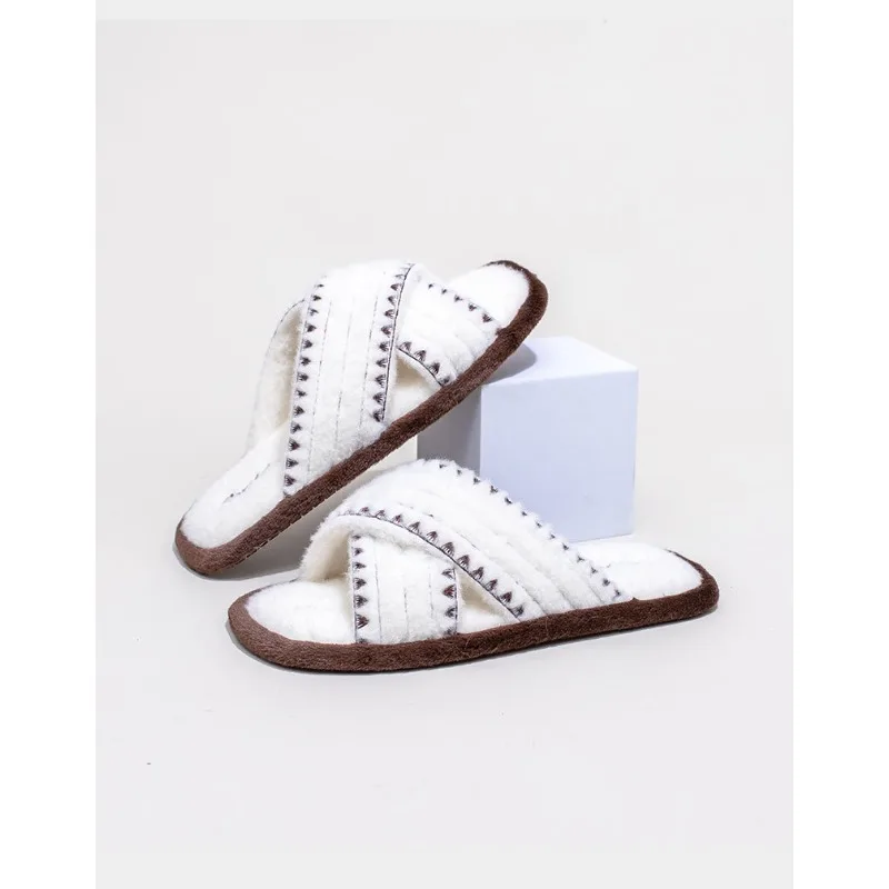 

Осенние женские домашние нескользящие тапочки на плоской подошве с мягкой имитацией кашемировой ткани, новый стиль ретро