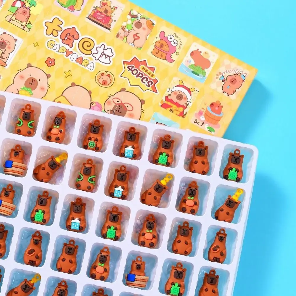 Kapybala أنيمي المفاتيح سانتا كلوز سيليكون عيد الميلاد الدمى الكرتون قلادة Kawaii لطيف الكرتون نموذج صغير الهدايا الصغيرة #3