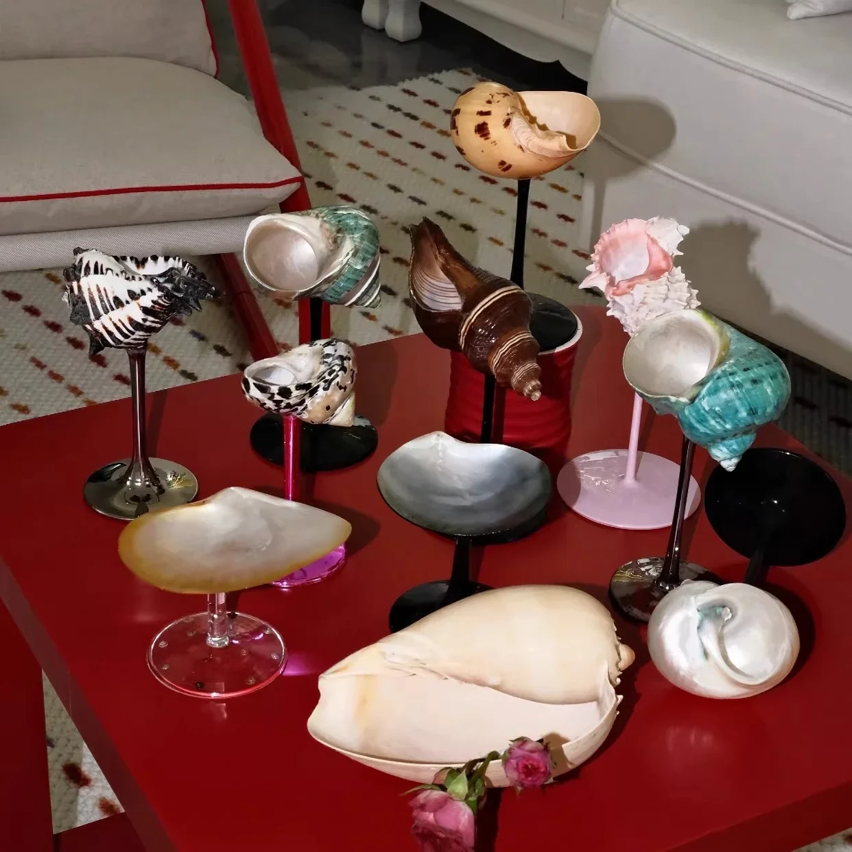 Natural Conch Shell Cup High-stem Wine Glass Modern Restaurant and Hotel Specialty Mug Artistic Irregular Conch Shell Cup Decor