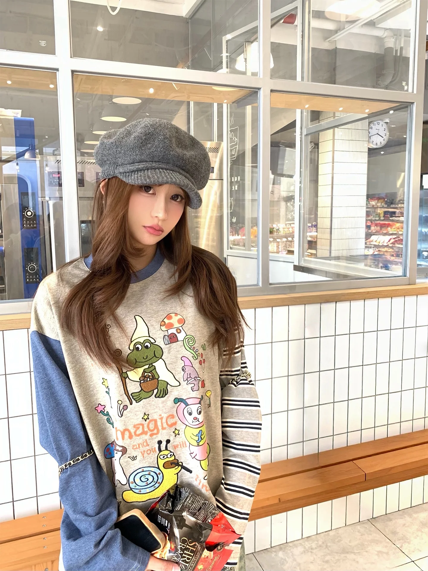 

Женская футболка Xuekeke синего цвета, длинная, с цветными вставками, универсальный дизайн, круглый вырез