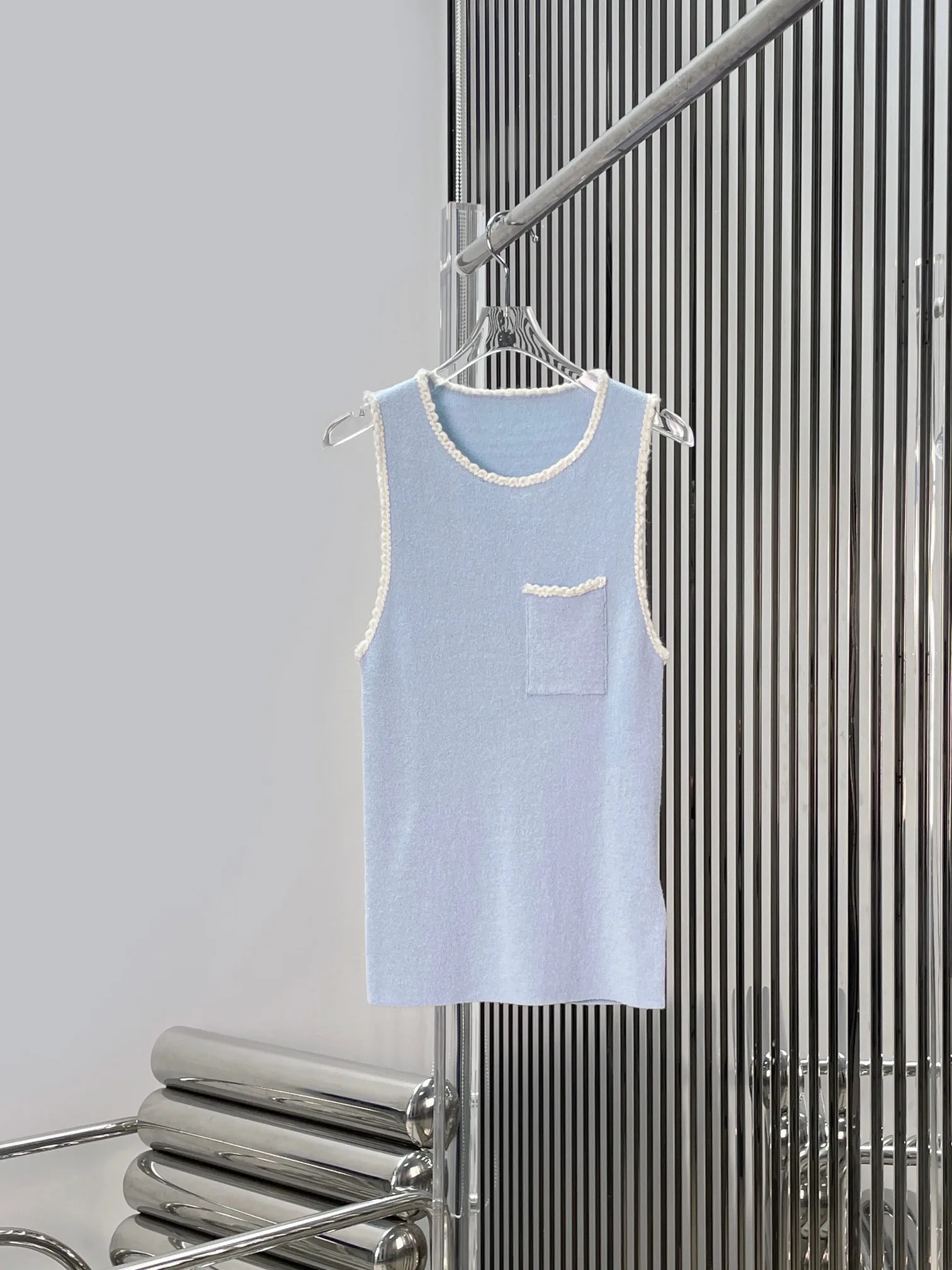 

Fashionable Retro Knitted Ice Blue round Neck Vest Top Women's Slimming Versatile Age-defying Elegant Style Summer Outerwear