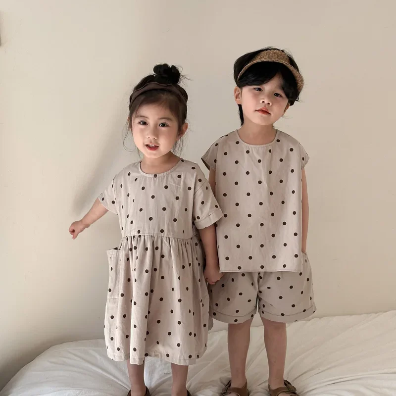 Conjunto de manga corta para niño y niña, traje holgado de Top y pantalón corto con estampado de lunares, trajes para hermanos y hermanas, novedad de verano 2024