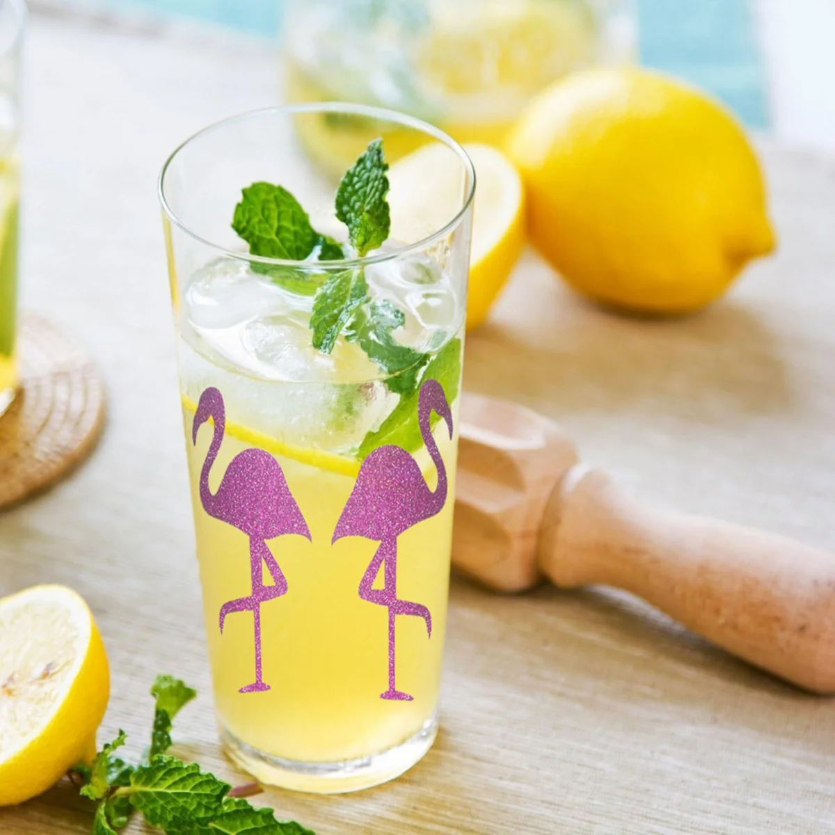 

8Pcs DIY Stickers Flamingo Pattern Beautiful Reusable Decal for Cup Body Window Glass Decoration Gift Purple Sticker Flamingo