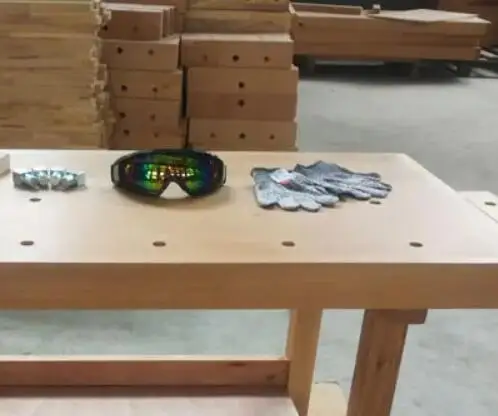 

NEW Home Solid Wood Table Beech Wood Working Table Fitter Workbench Woodworking Table Height 57cm AT119