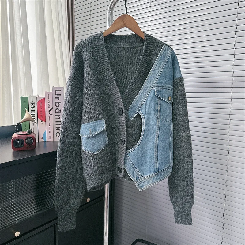 Pull au Design irrégulier pour femme, manteau d'automne et d'hiver, nouvelle Version coréenne d'épissure en Denim, Cardigan tricoté de Style ample et paresseux