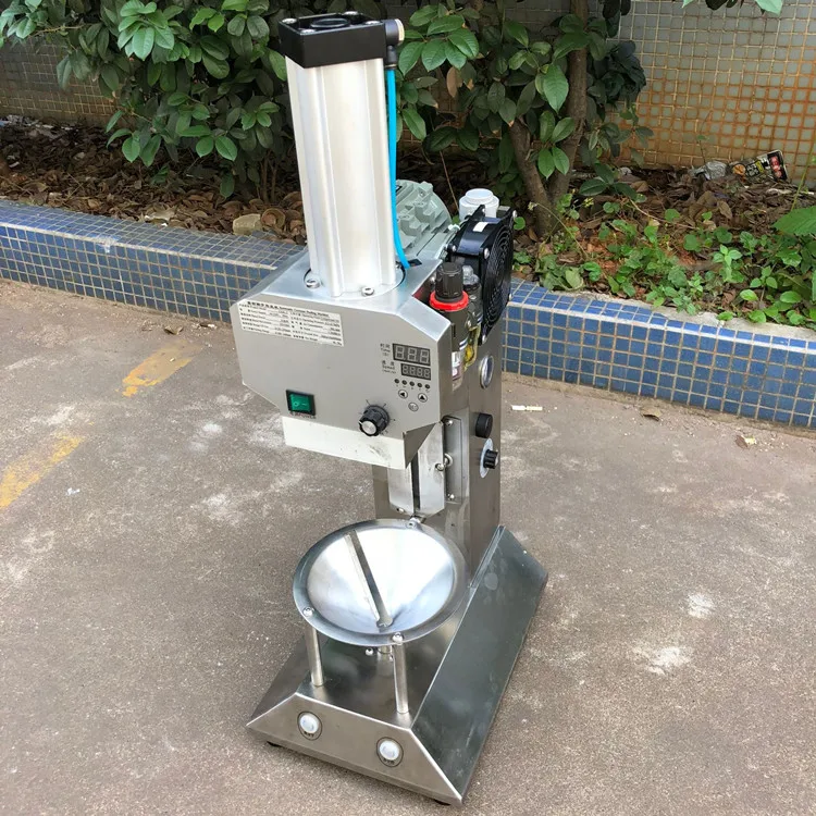 Fornecedor comercial de máquinas de processamento de coco para descascar casca de coco