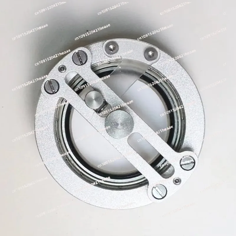 Suitable for one-piece two-piece universal pocket bottom plate cutter, punching holes on the pocket bottom plate