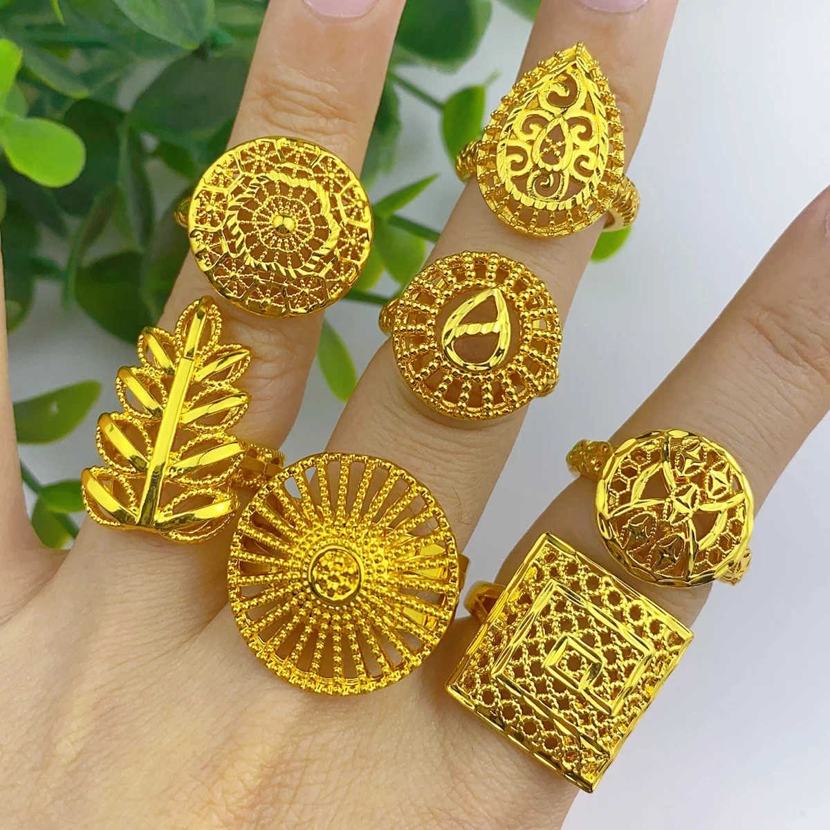 New Design Ethiopia 24k Gold Color Jewelry Rings For Women Dubai Round Finger Ring Bijoux Female Wedding Banquet Party Gifts